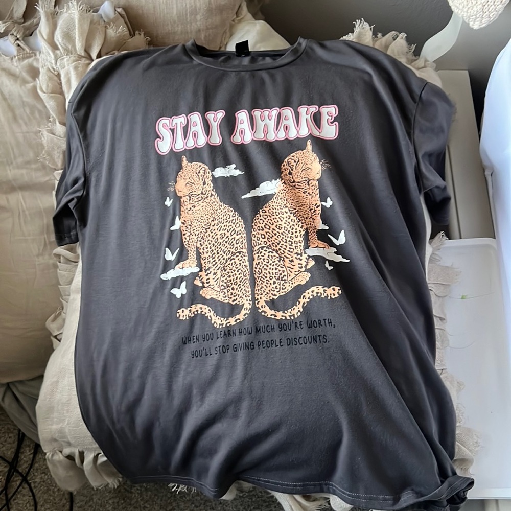 oversized shein t-shirt